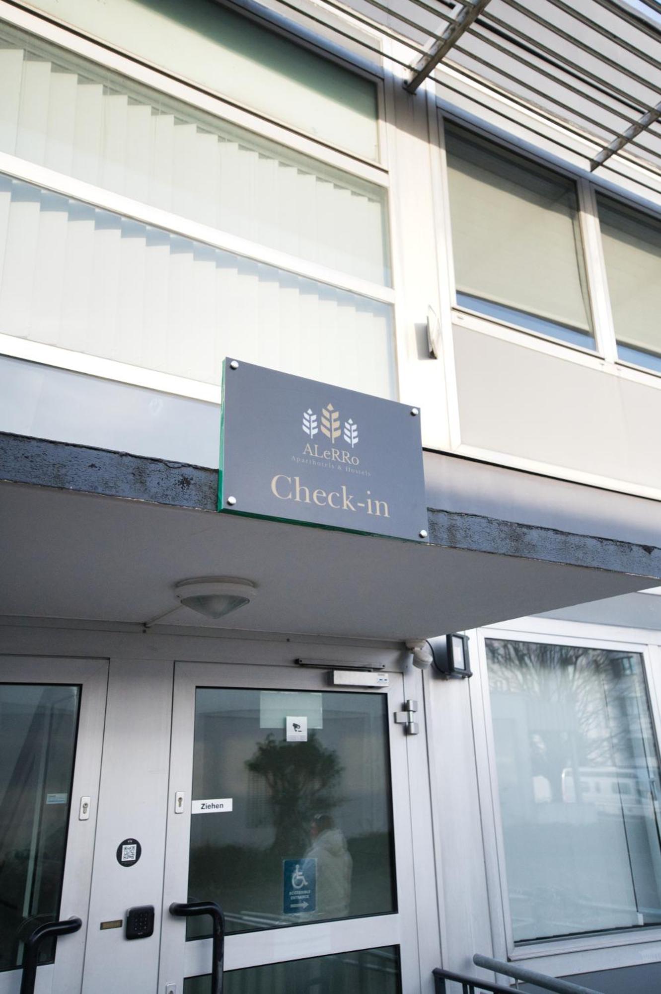Hostel Messe 랏젠 외부 사진
