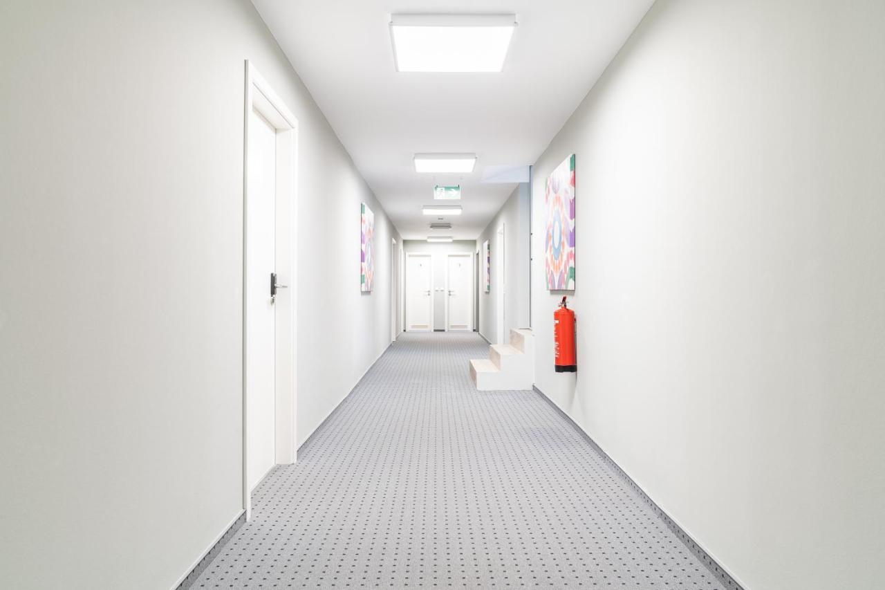 Hostel Messe 랏젠 외부 사진